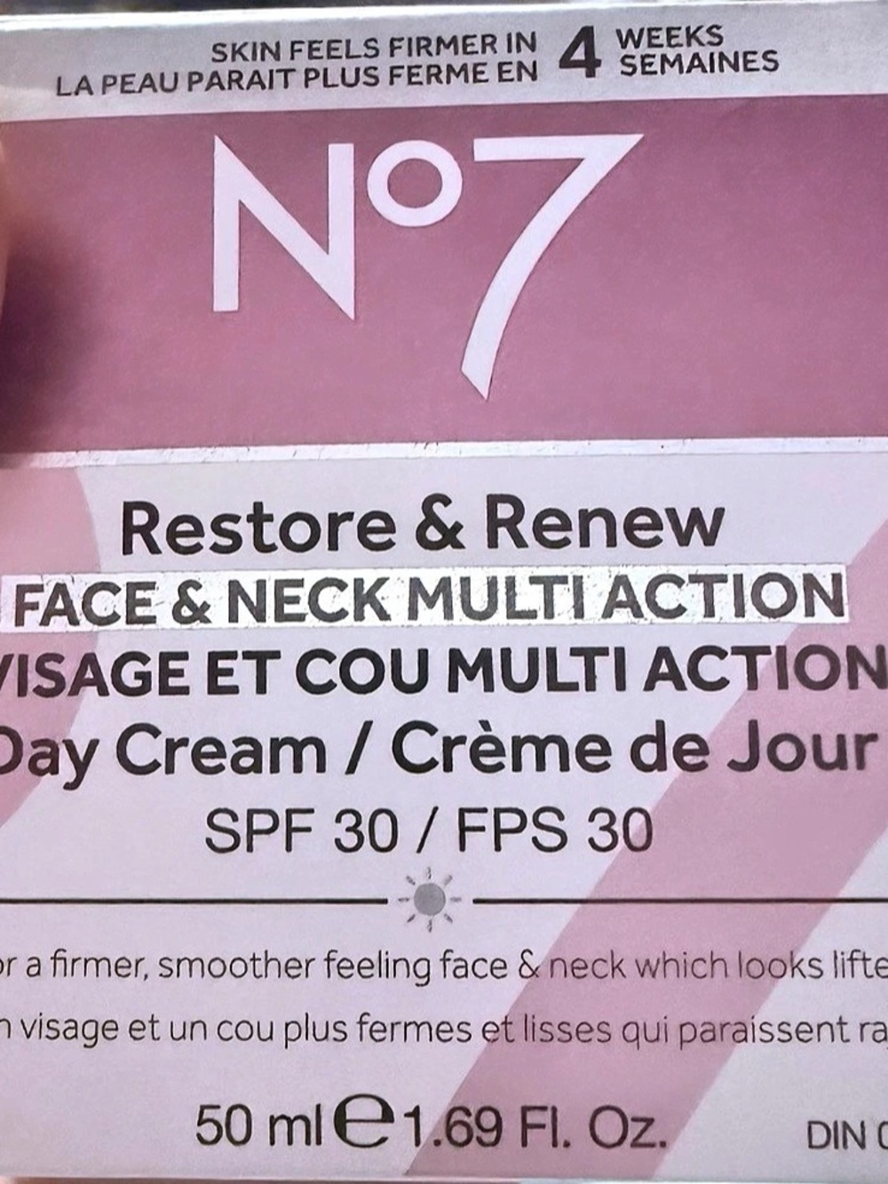 No.7 Restore & Renew Face & Neck Multi Action Day Cream SPF 30 SPF 30 Day Cream